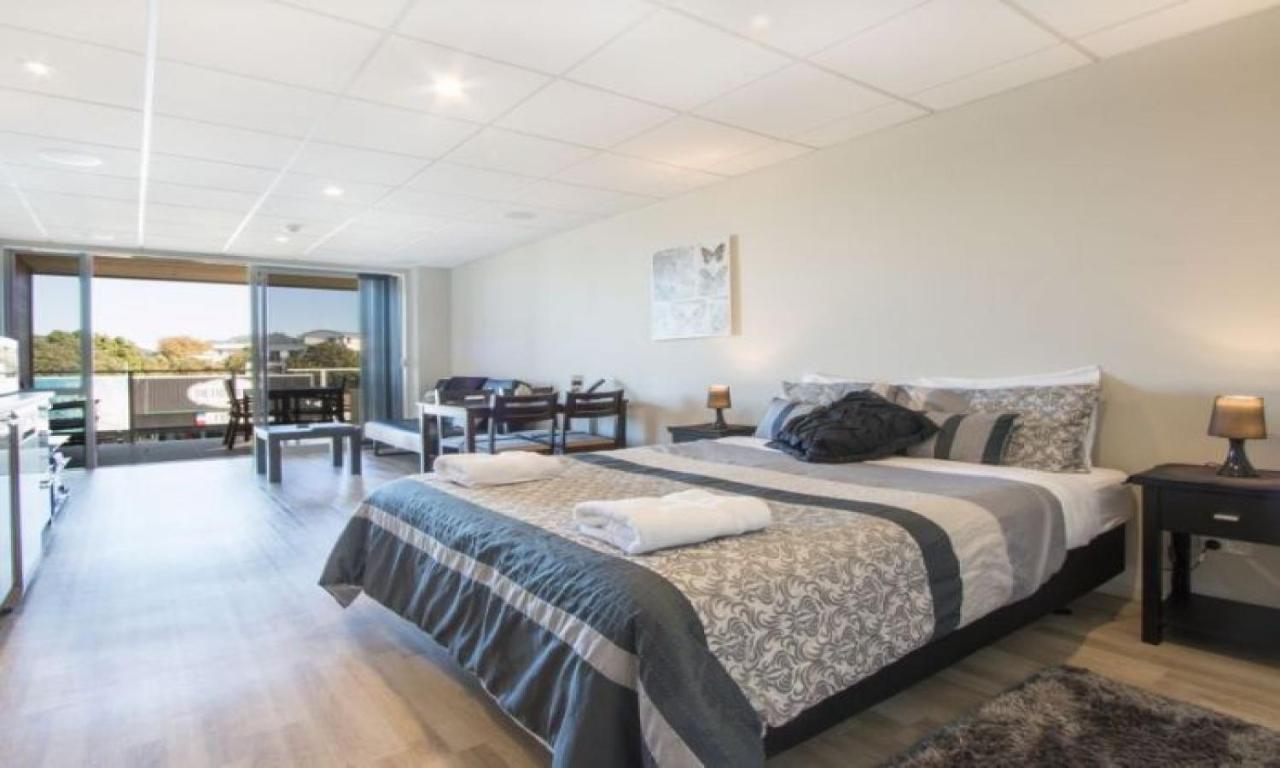 Beach Pacific Apartments Waihi Kamer foto
